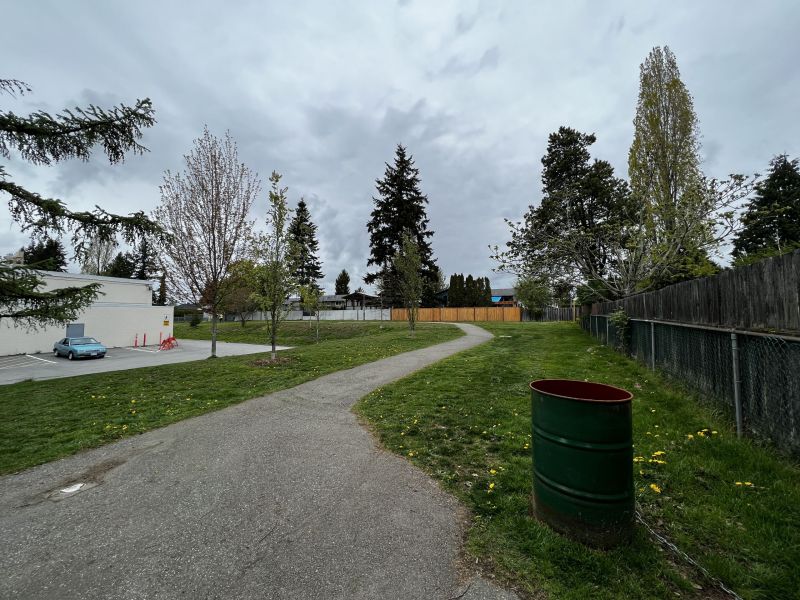 Looking from path connecting to 115 Street